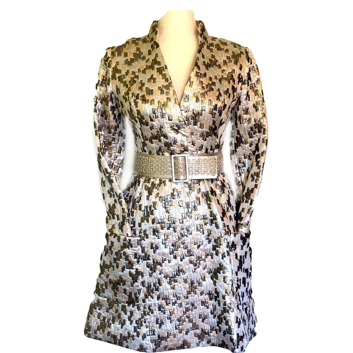 1960s Metallic GoGo Mini Dress by Sandra Sage. Perfect Party Dress. Silver and Gold Color Blocking.