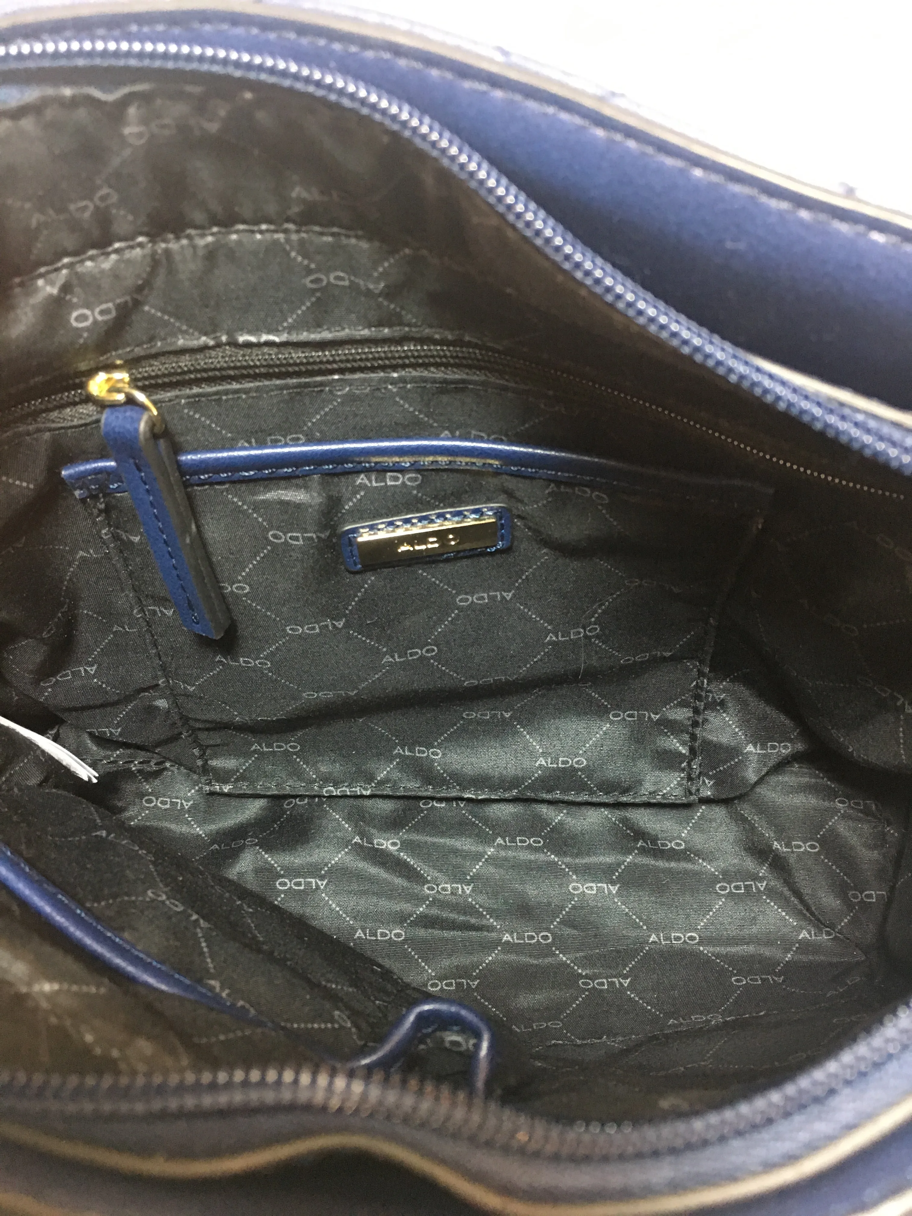 ALDO Quilted Navy Blue Shoulder Bag | Gently Used |