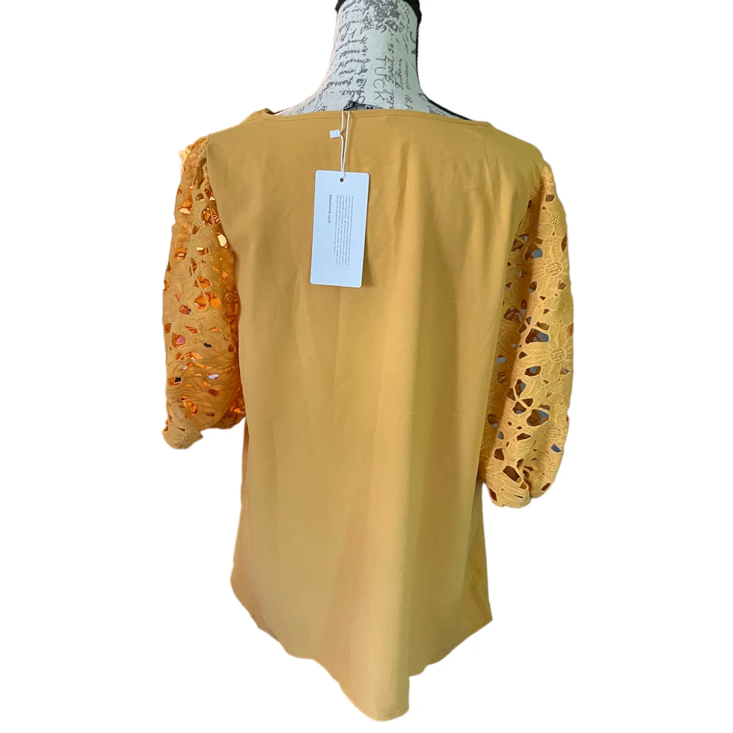 Bloomchic Yellow Gold Lace Eyelet Lace Shirt Size 14/16