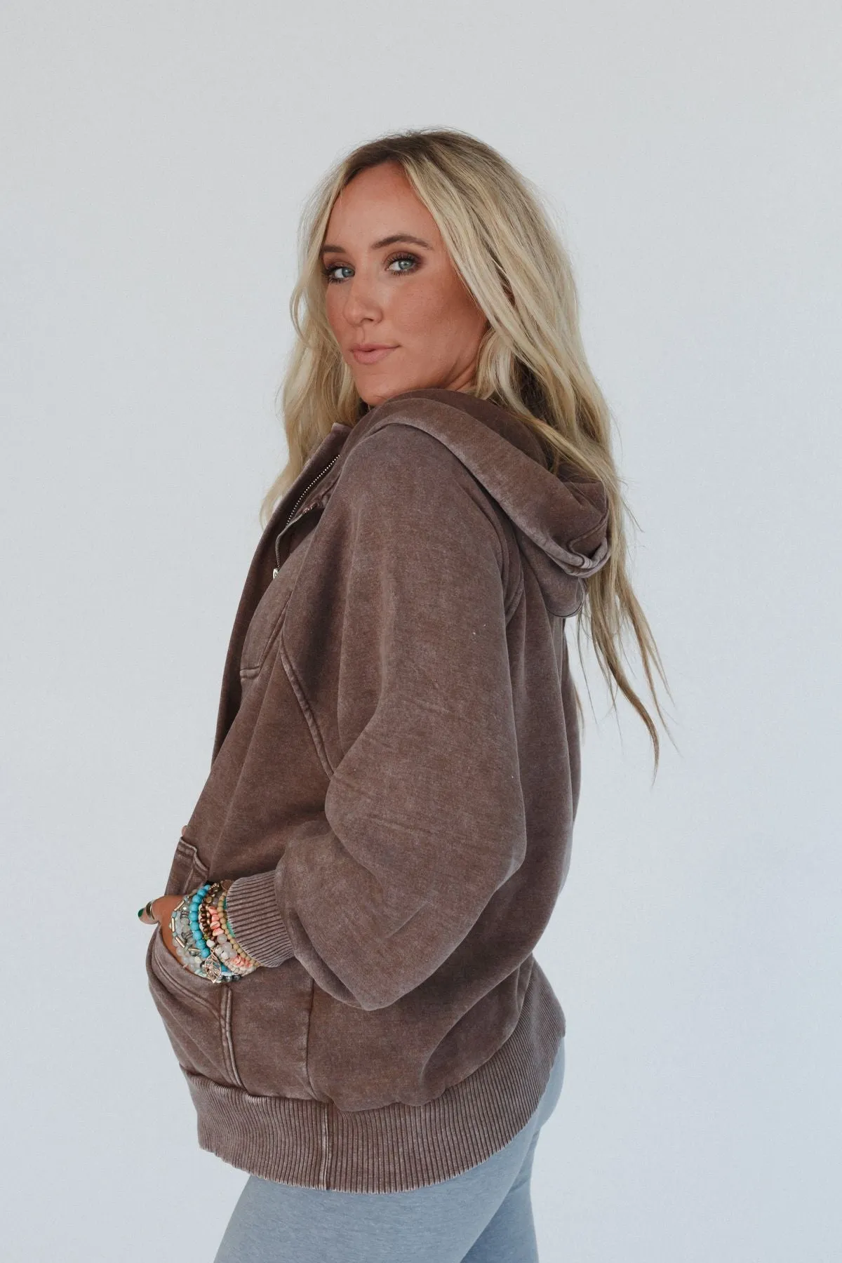 Campfire Cozy Hooded Sweatshirt - Mocha