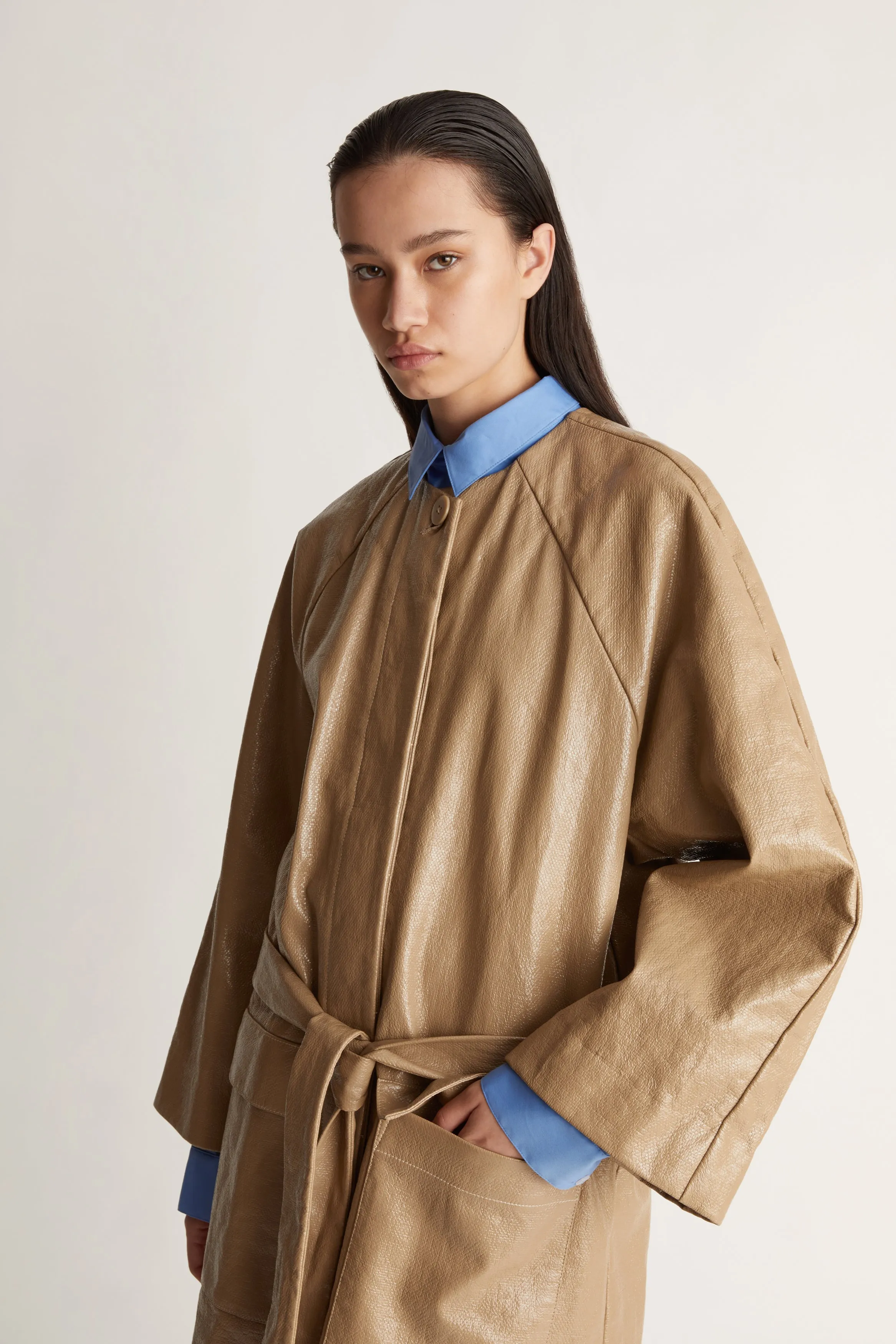 Luis Raglan Coat