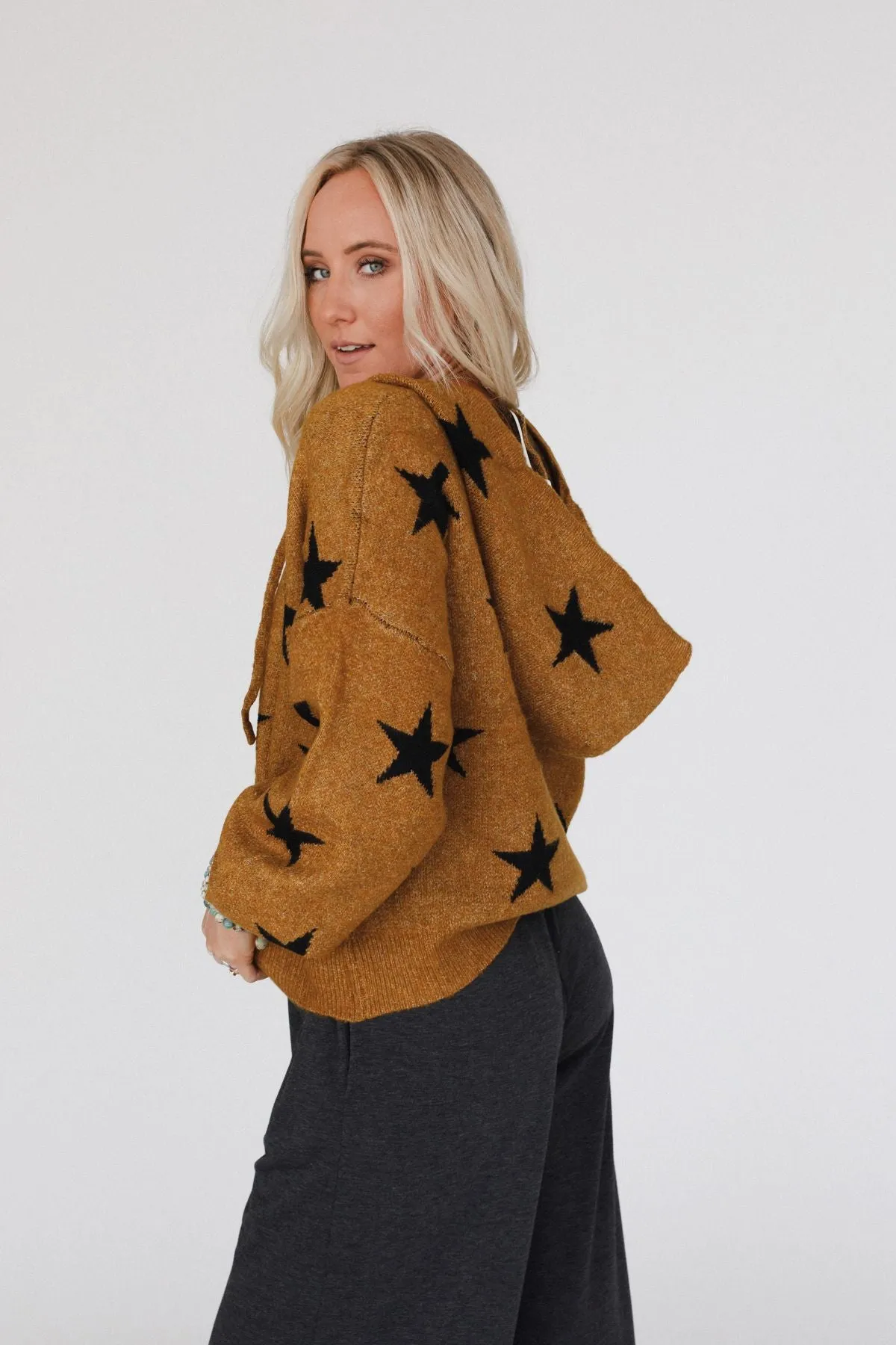 Starborn Hoodie Sweater - Camel