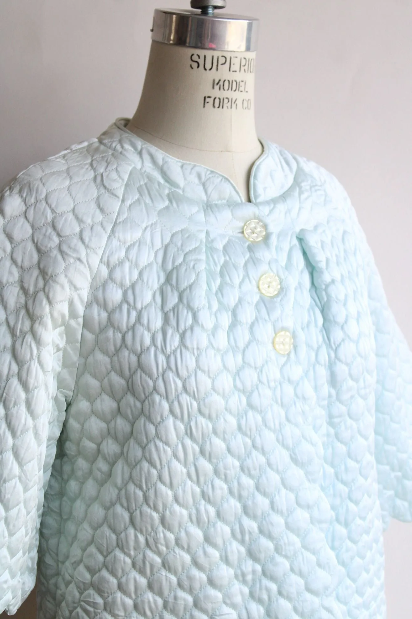 Vintage 1960s Barbizon Blue Quilted Bed Jacket